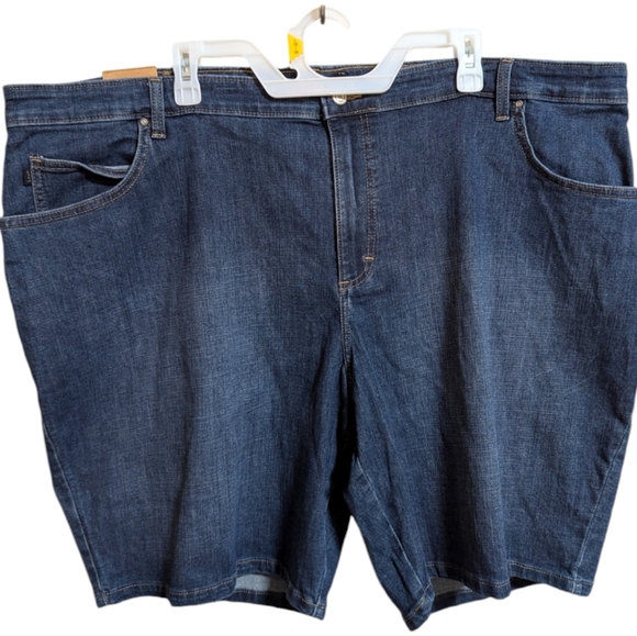Lee Pants - Lee women's denim blue shorts relaxed fit mid rise plus size 26 w-163
